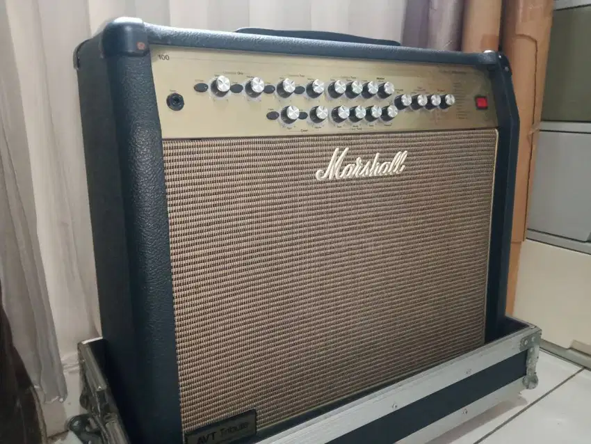 Marshall AVT 100