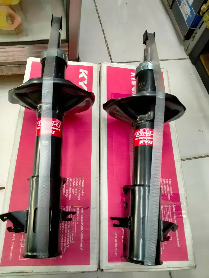 Shock absorber Kayaba Excel g Japan buat mobil Mitsubishi Lancer Evo 4