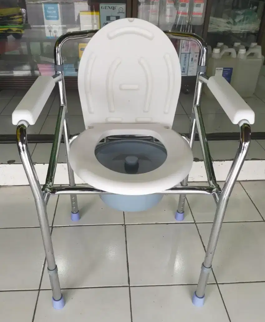 KURSI BAB commodo chair