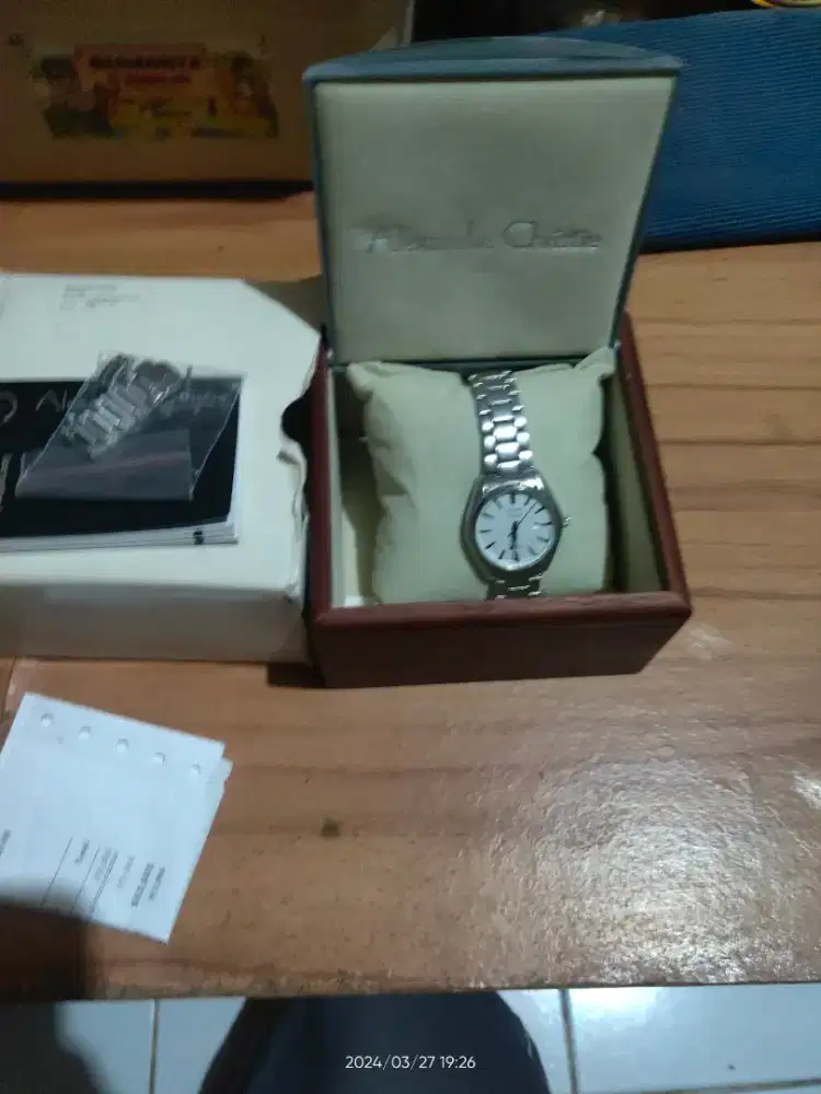 Jam tangan wanita Alexander Christie