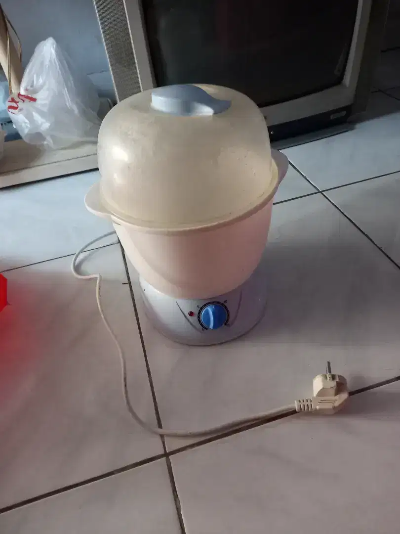 Steril  botol  buat  baby.  Kondisi  msh  bagus.