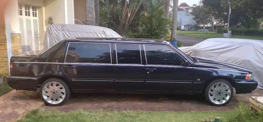 Volvo 960 Limousine A/T 1992 - Eks Koleksi Pribadi.