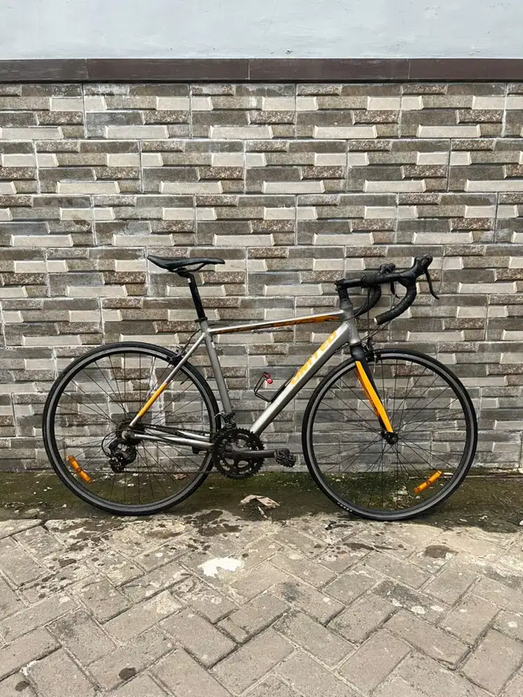 United Inertia Roadbike Sepeda Balap Good Condition Sepeda