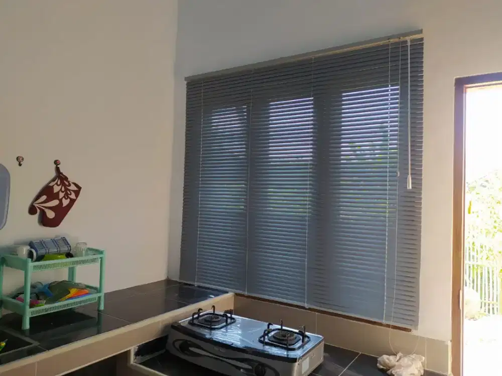 Gordyn blackout/gorden tebal/gordeng murah/gordyn kantor/miniblind