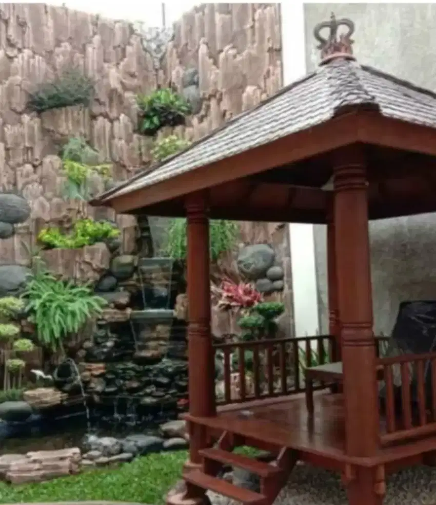 Kolam air terjun relief