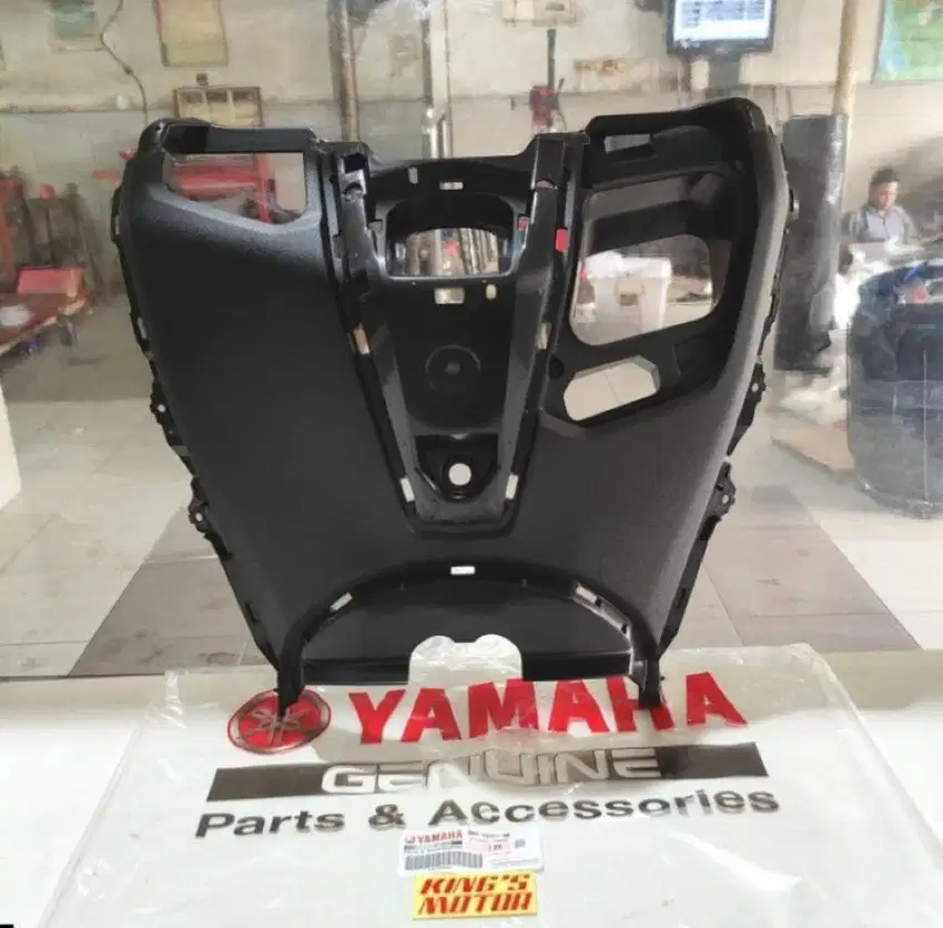 LEGSHIELD COVER KUNCI KONTAK NEW NMAX 2020 ASLI YAMAHA B6H-F8311-00