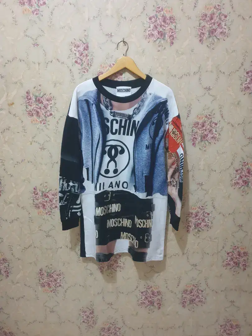 Mulus  authentic sweater dress moschino size L