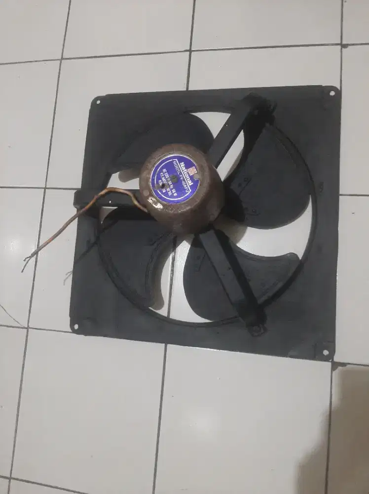 Exhouse / kipas angin ukuran 50cm x 50 cm merk national