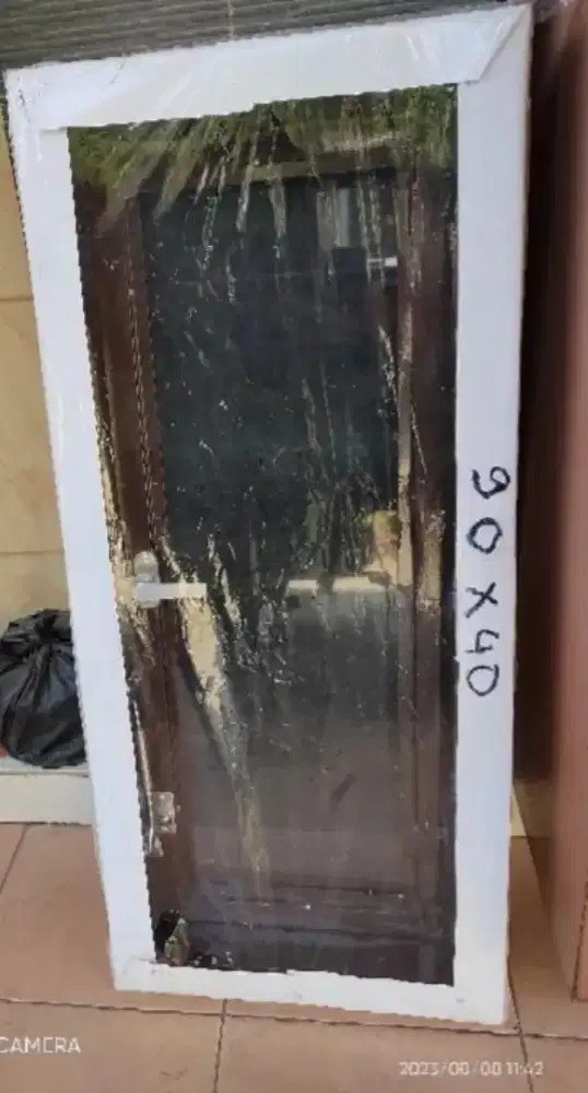 jendela utama tipe bouve