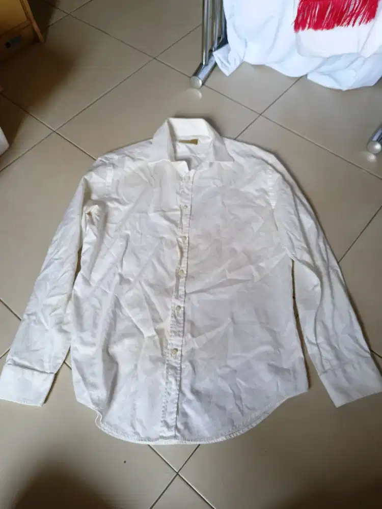 baju kemeja  ZARA MAN  original   
Made in spanyol
size M