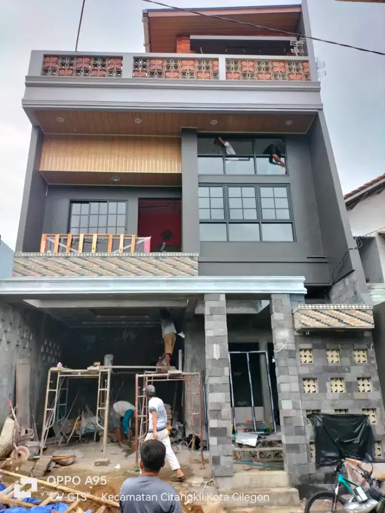 Kontruksi pintu jendela dan partisi almunium