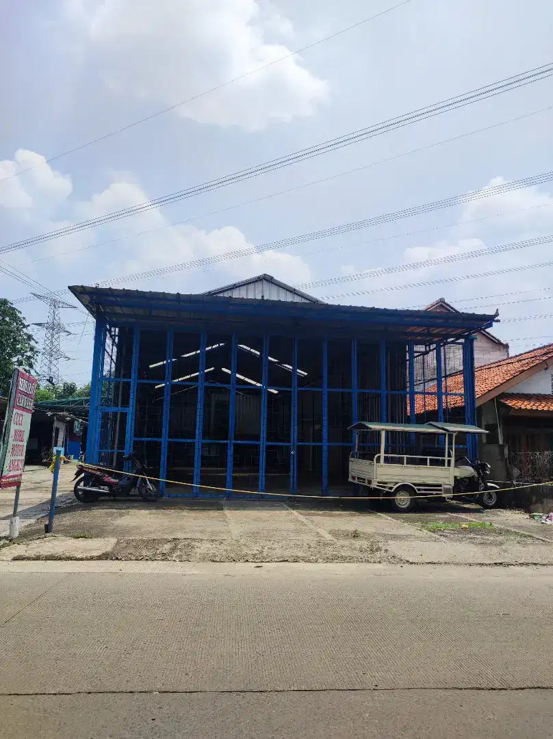 DISEWAKAN GUDANG SIAP PAKAI LOKASI STRATEGIS SELANGKAH KE TOL LIMO