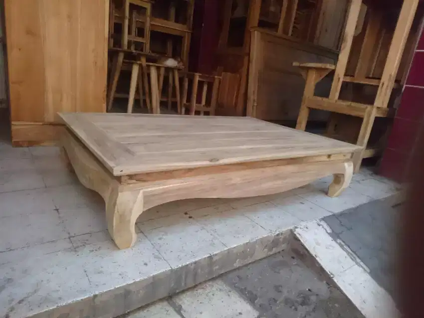 Meja tamu lesehan jati