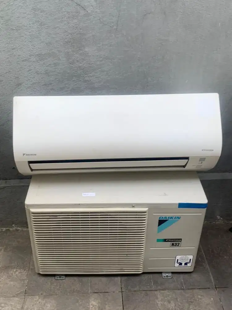Ac daikin inverter 1/2pk,3/4pk mulus