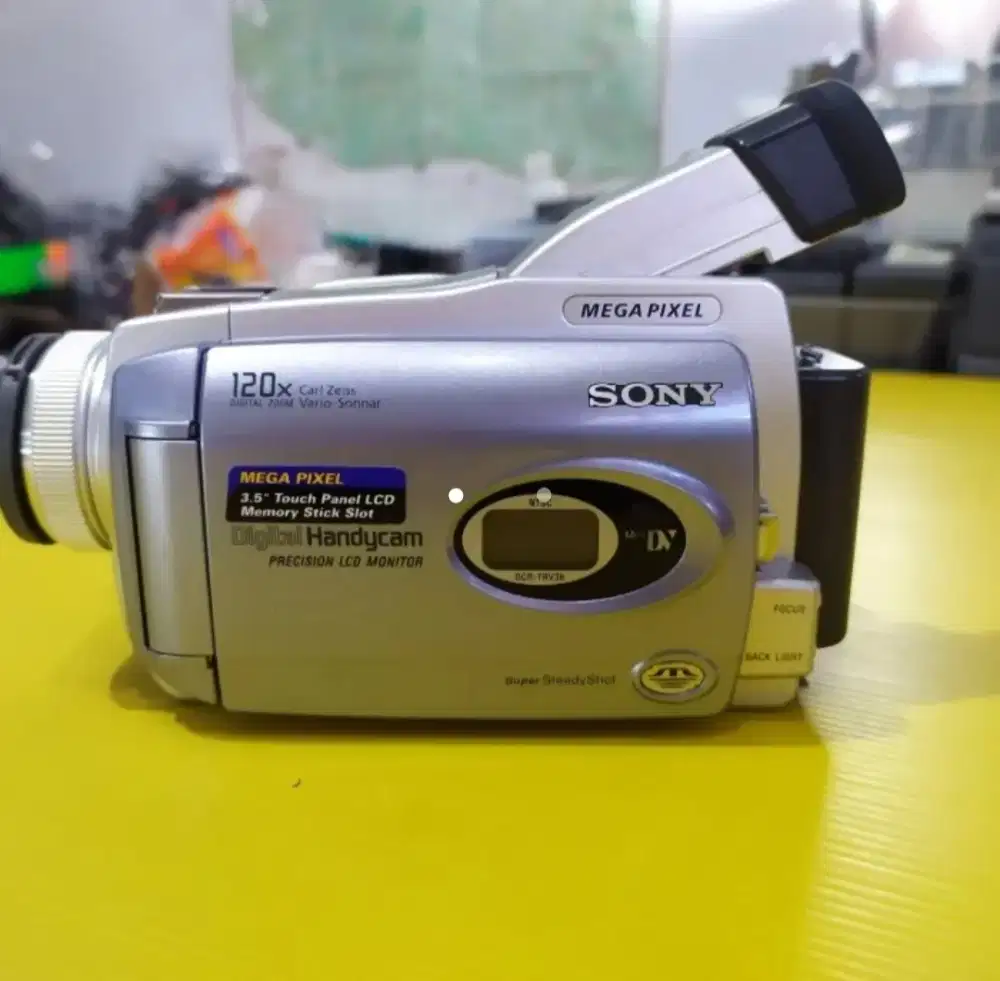 LIKE NEW KHUSUS PLAYBACK KASET2 MINI DV NTSC HANDYCAM SONY TRV38 NTSC