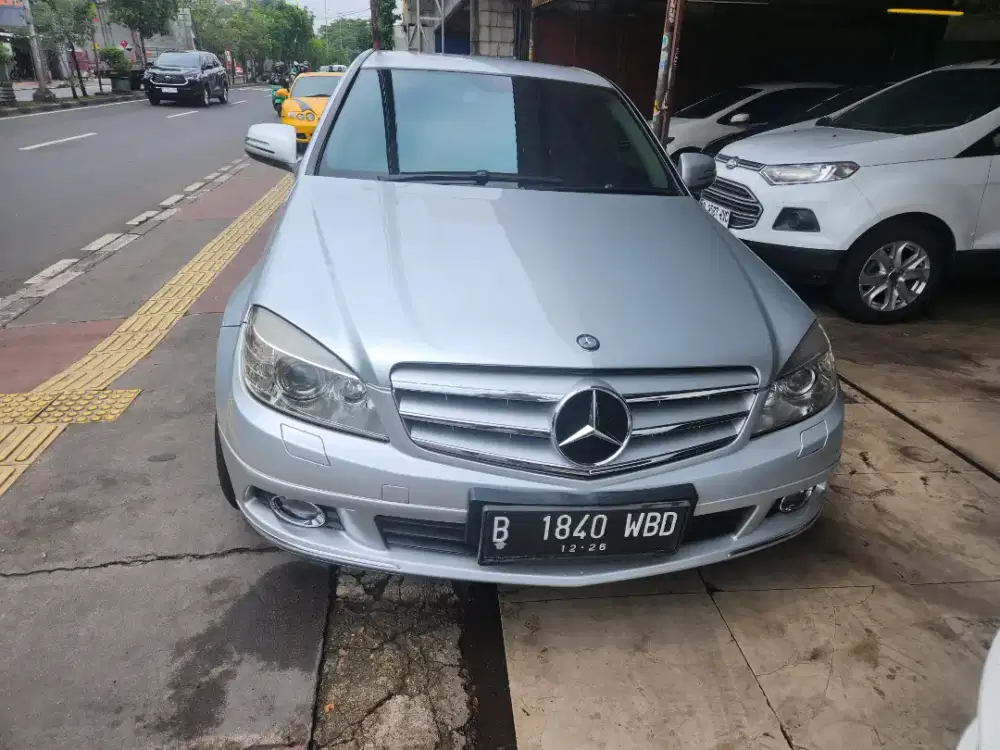 Mercy C280 th 2011 AT siap pakai