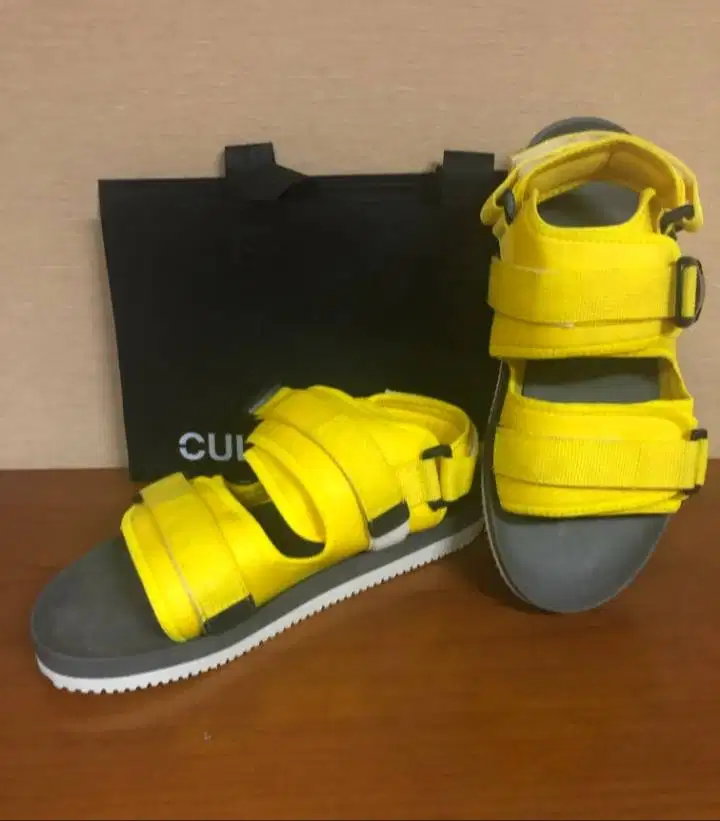 SANDAL CULTURE STUFF YOSHIE KATO SZ 42
