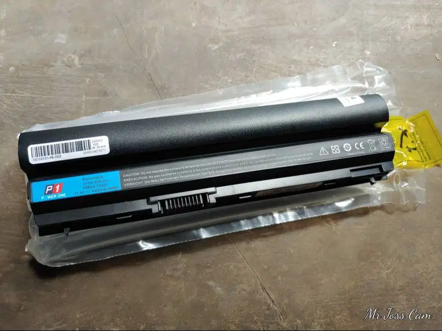 BATERAI DELL LATITUDE