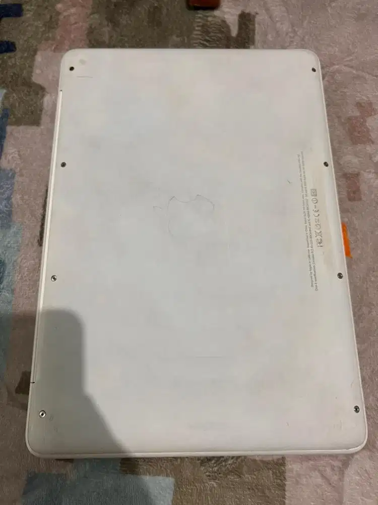 Macbook White Unibody A1342 Mid 2010