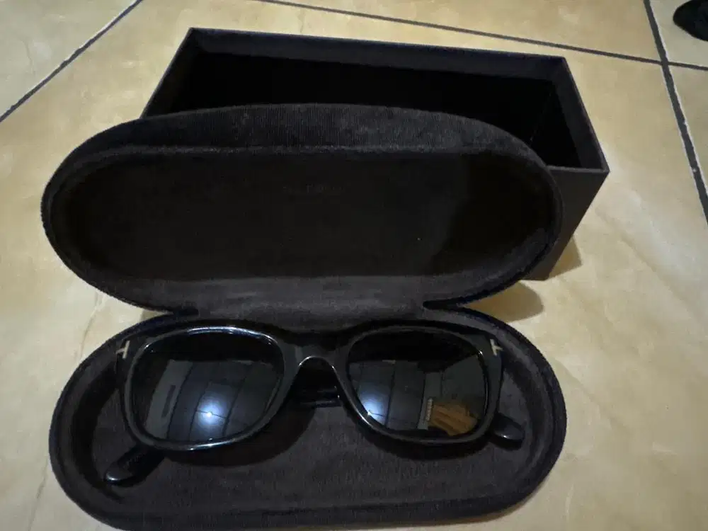 Kacamata Sun Glasses Tom Ford Snowdon TF237-F James Bond 007