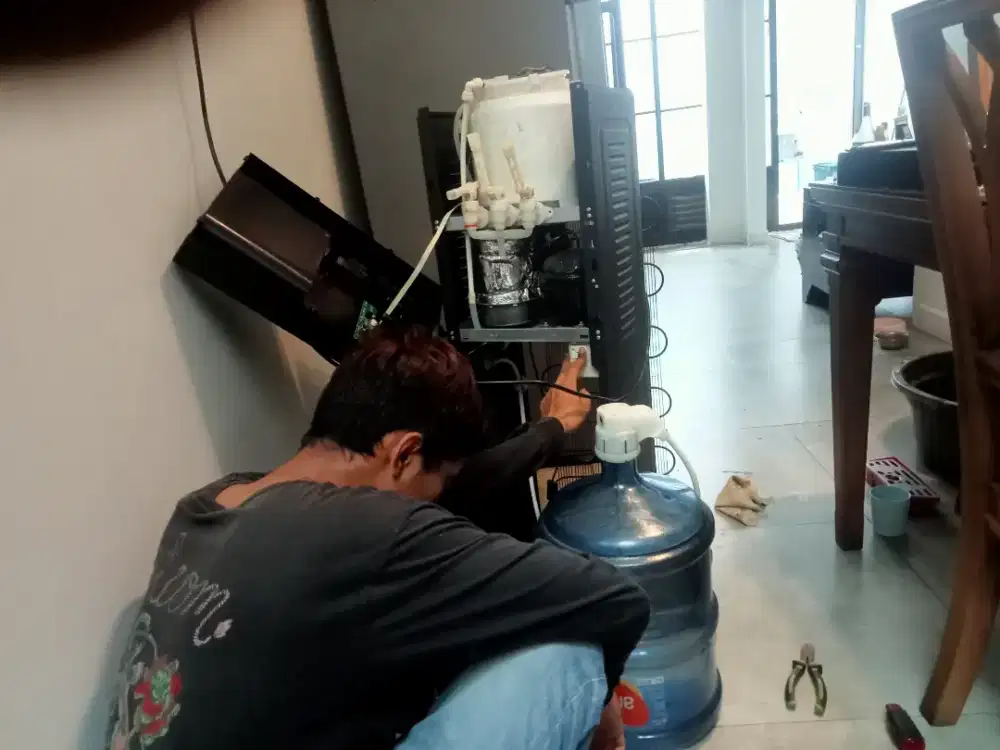 Service mesin Cuci Servis AC Servis Dispenser Servis kulkas terdekat
