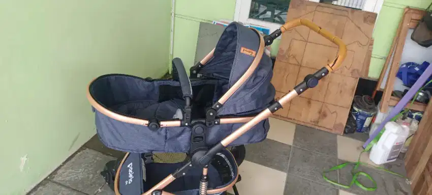 Stroller lipat ringkas