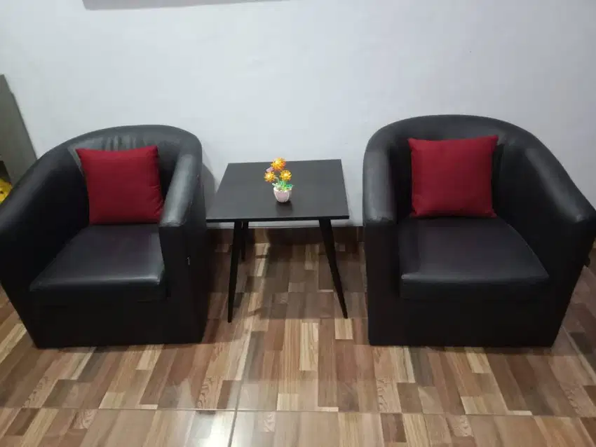 SOFA INFORMA LEXY SINGLE SEAT BESERTA MEJA