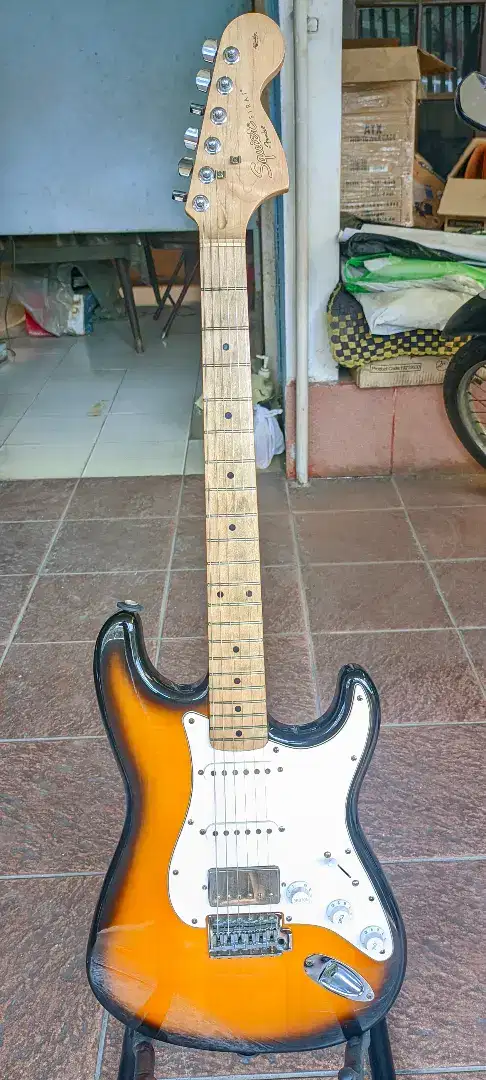 Squier Affinity Stratocaster HSS MIC 2018