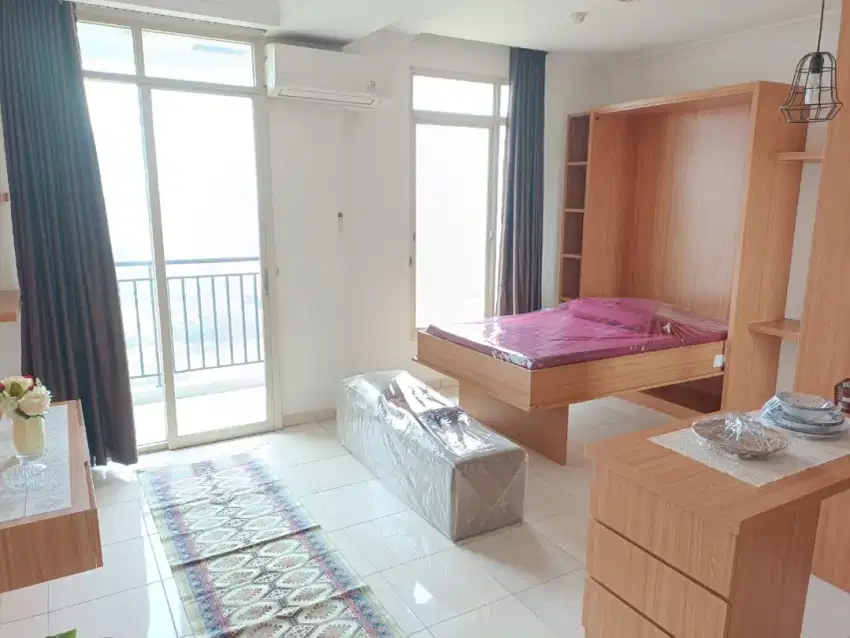 Studio Apartment Gardenia Boulevard Pejaten, Semi-furnished.