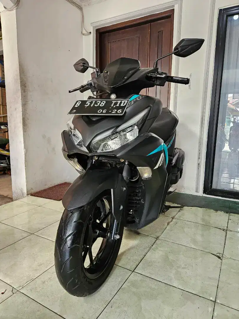 YAMAHA AEROX 155 CONECTED TAHUN 2021, WARNA HITAM DOFF BIRU ISTIMEWA ...