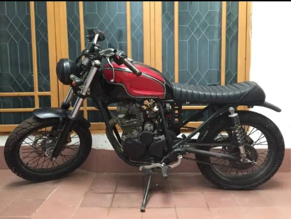 Motor Scrambler/Cafe Racer Yamaha Scorpio 225cc - Motor Bekas - 918938044