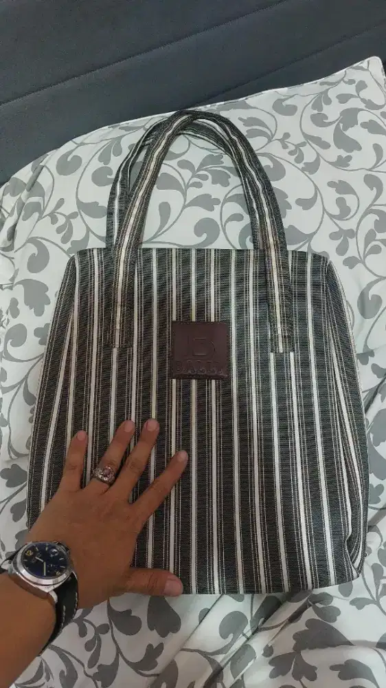 Tas Branded BALLY