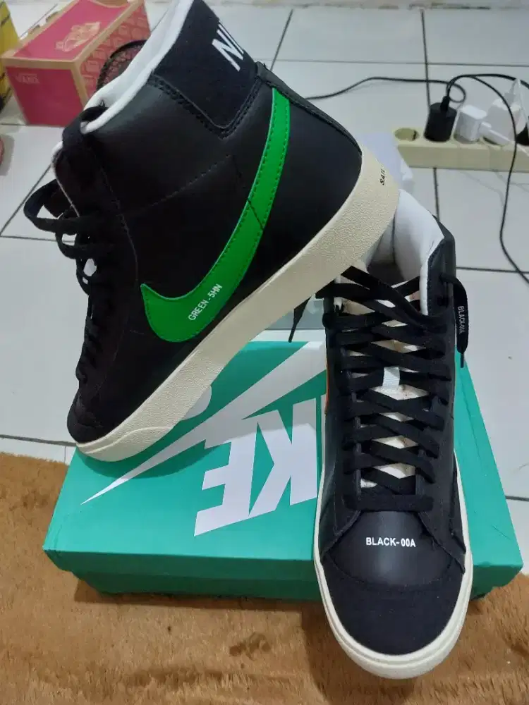 Sepatu  Nikeee Blazer Mid 77 Vintage  size 41 Baru Ori harga 750rb