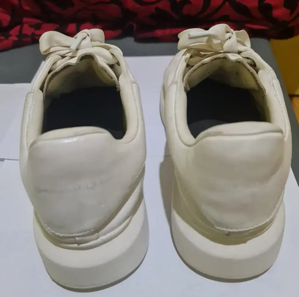 Alexsander Mc queen size 42