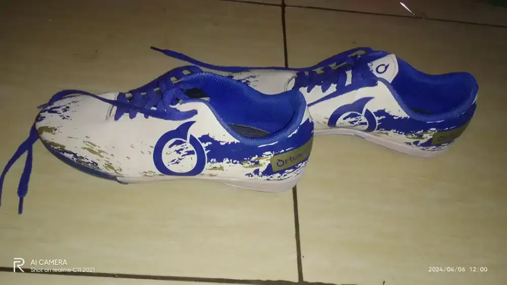 Sepatu Futsal Ortuseight
