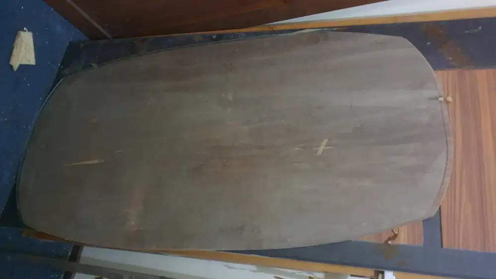 Kaca Oval 166x86 6mm bening Kondisi 98%