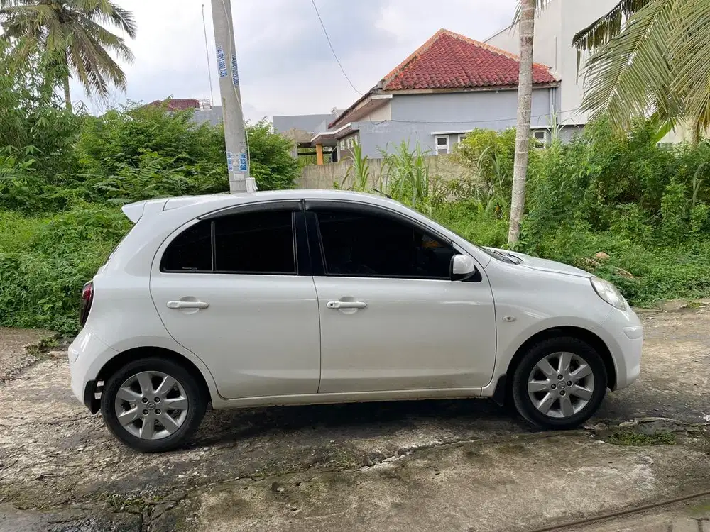 Nissan March 1.2 Manual 2013