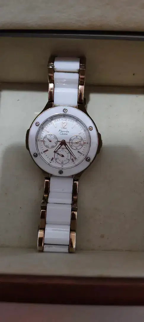 Jam tangan wanita - merk Alexandre Christie ORI