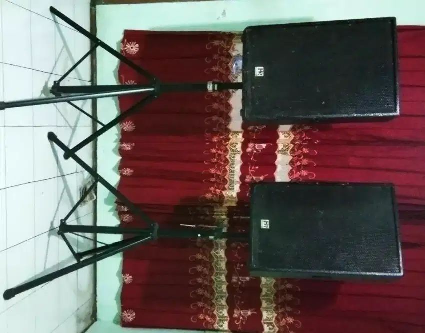 Speaker Aktif 15 inch plus stand tripod