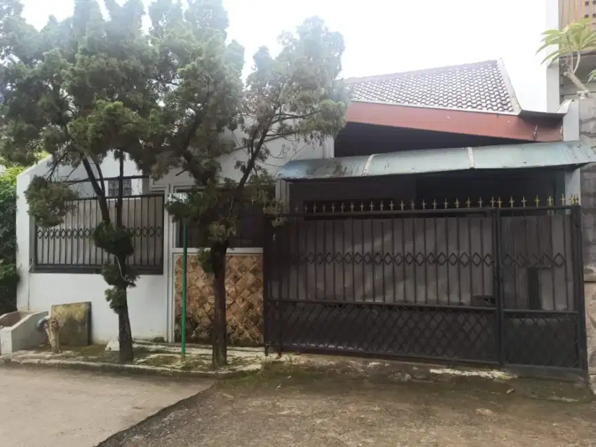 Jual cepat Rumah murah tanpa perantara di perumahan villa jatirasa