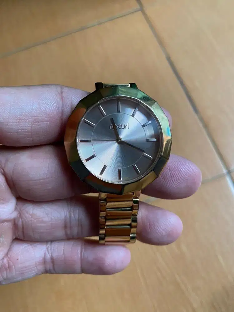 Jam tangan wanita Rip Curl Sun Rise Gold