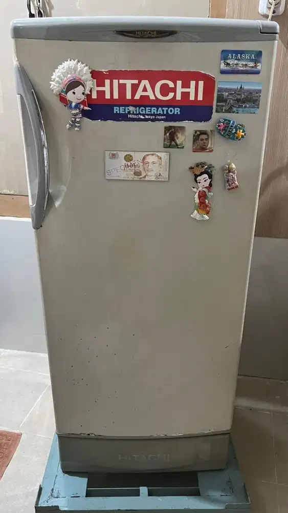 Hitachi kulkas 1 pintu