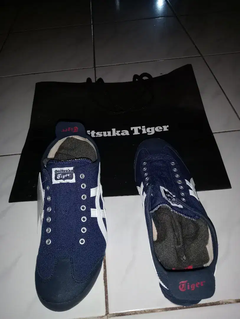 ONITSUKA TIGER MEXICO 66- SLIP ON (ORIGINAL)