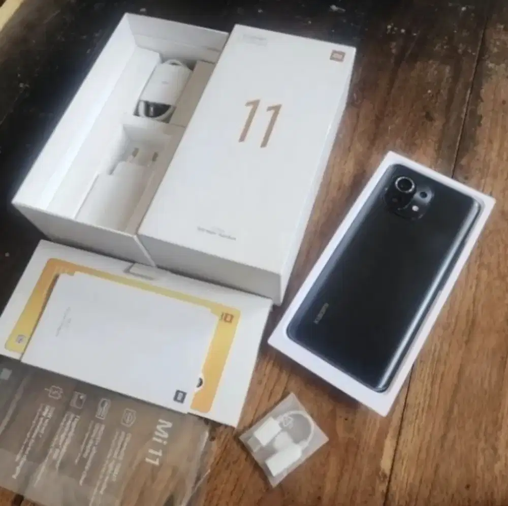 Xiaomi Mi 11 Layar Edge Snapdragon 888 Kamera 108 MP Xiaomi 11 5G