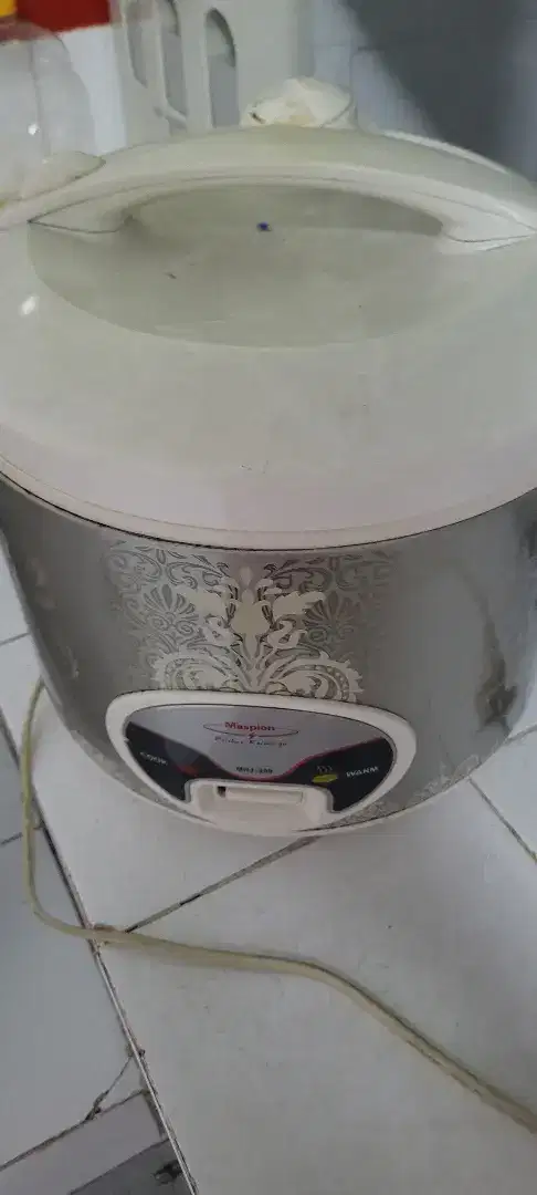 Rice Cooker Merk Maspion kondisi oke