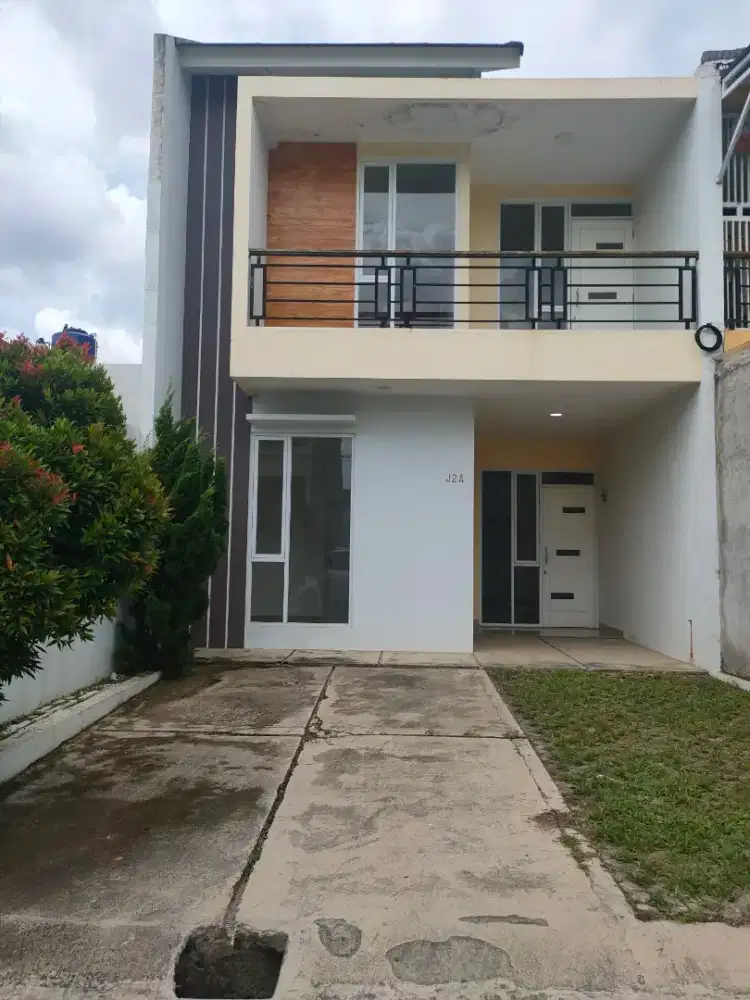 DIJUAL RUMAH BARU. DESIGN MODERN MINIMALIS 2 LANTAI