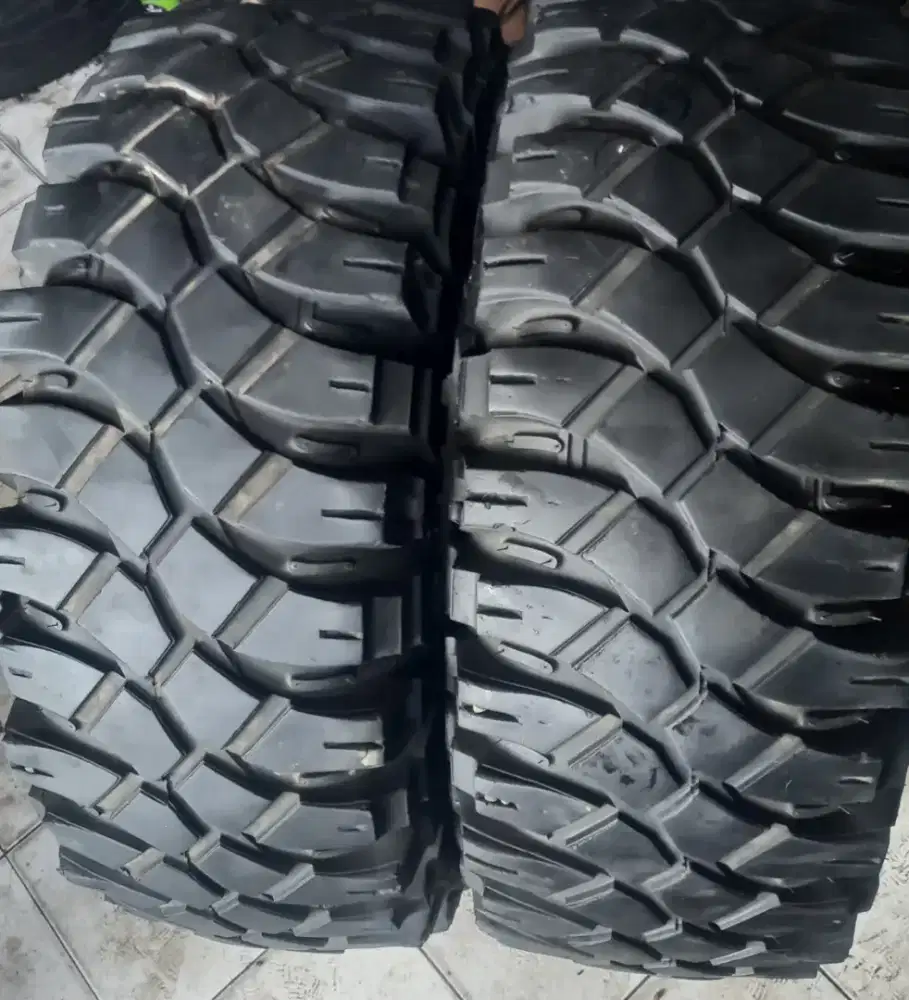 Ban maxxiscreepy crawler LT ukuran 315/75/16 ( 35x12.50 R 16)