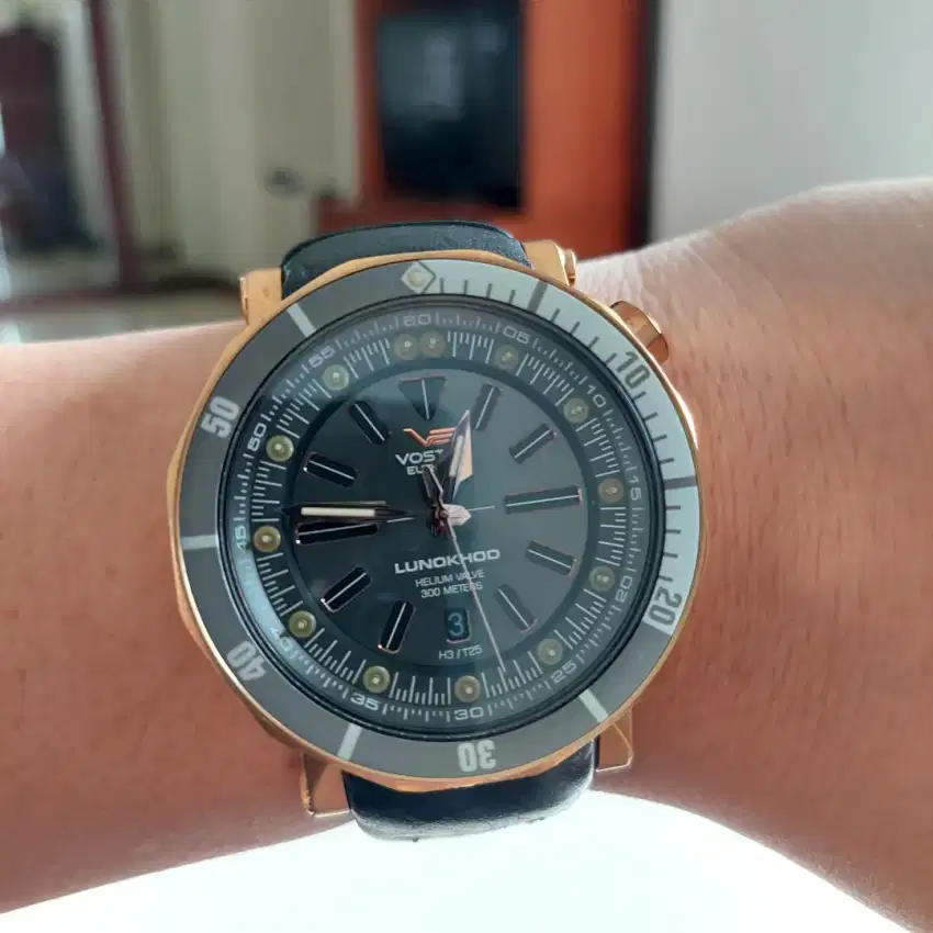 Jam Vostok Europe Lunokhod