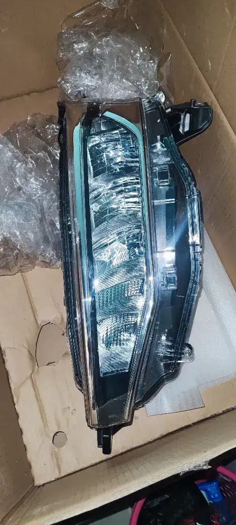 Head lamp lampu depan avanza 2022 new