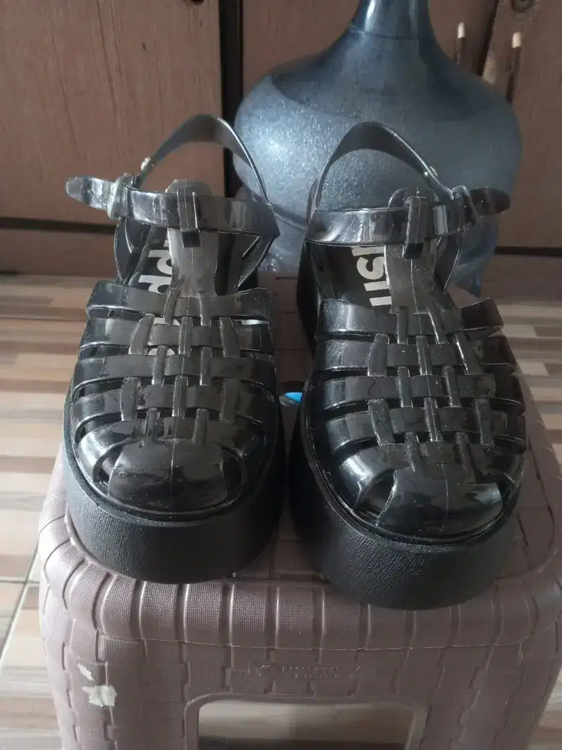 Sandal Velove Hush Puppies